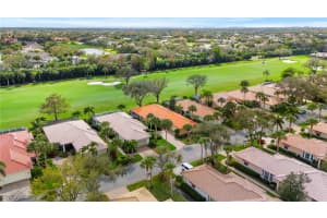 13610 Southampton Drive, Bonita Springs, FL 34135 - MLS#225073265
