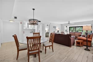 1637 Spoonbill Lane, Naples, FL 34105 - MLS#225073272