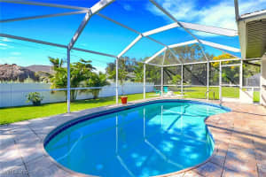 938 6th Place, Cape Coral, FL 33991 - MLS#225073283