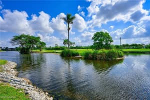 2165 Paget Cir 1, Naples