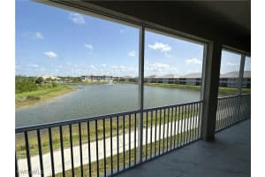251 Indies Dr E 201, Naples, FL 34114 - MLS#225073300