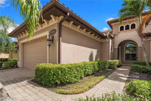 6564 Roma Way, Naples, FL 34113 - MLS#225073362