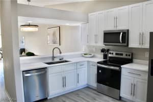 4200 Looking Glass Lane, Naples, FL 34112 - MLS#225073392