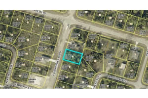 607 Eisenhower Boulevard, Lehigh Acres, FL 33974 - MLS#225073397