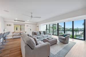 3000 Gulf Shore Boulevard, Naples, FL 34103 - MLS#225073408