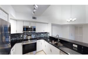 1210 Wildwood Lakes Blvd 306, Naples