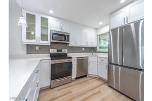 17 High Point Circle, Naples, FL 34103 - MLS#225073415