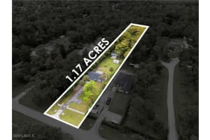241 8th St Se, Naples