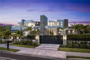 441 Mooring Line Drive, Naples, FL 34102 - MLS#225073425