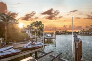 441 Mooring Line Drive, Naples, FL 34102 - MLS#225073425
