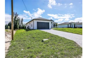 1913 24th Avenue, Cape Coral, FL 33993 - MLS#225073437