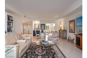 8420 Abbington Circle, Naples, FL 34108 - MLS#225073439