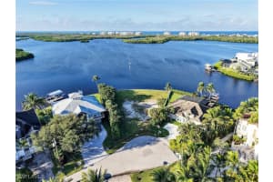 266 6th Street, Bonita Springs, FL 34134 - MLS#225073466