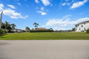755 Milan Court, Marco Island, FL 34145 - MLS#225073484