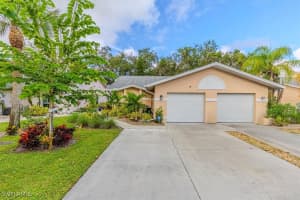 12249 Londonderry Lane, Bonita Springs, FL 34135 - MLS#225073494