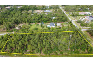 620 Soll Street, Naples, FL 34109 - MLS#225073496