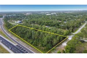 620 Soll Street, Naples, FL 34109 - MLS#225073496