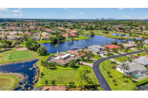 28445 Las Palmas Circle, Bonita Springs, FL 34135 - MLS#225073528