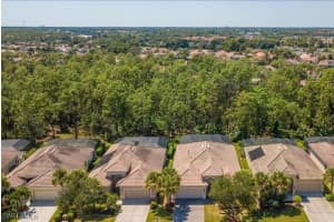 8198 Valiant Dr, Naples
