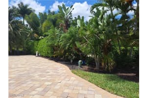 4400 Southern Breeze Drive, Naples, FL 34114 - MLS#225073555