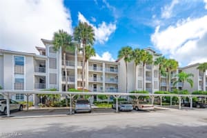 8555 Naples Heritage Drive, Naples, FL 34112 - MLS#225073583