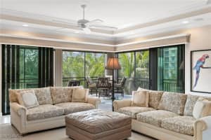 2550 Marquesa Royale Lane, Naples, FL 34109 - MLS#225073587