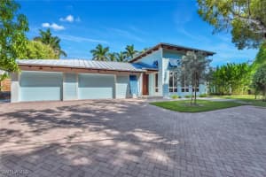 795 18th Avenue, Naples, FL 34102 - MLS#225073603