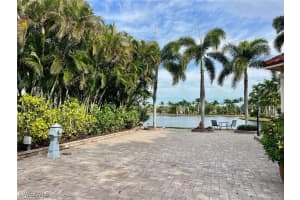 4441 Southern Breeze Drive, Naples, FL 34114 - MLS#225073606