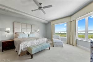 285 GRANDE Way, Naples, FL 34110 - MLS#225073619