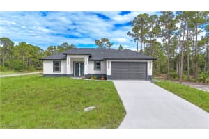1322 Lincoln Avenue, Lehigh Acres, FL 33972 - MLS#225073650