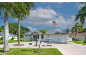 756 Charlemagne Blvd, Naples