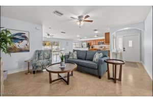 1335 44th Street, Cape Coral, FL 33904 - MLS#225073691