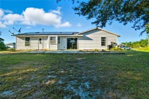 2801 28th Street, Lehigh Acres, FL 33976 - MLS#225073704