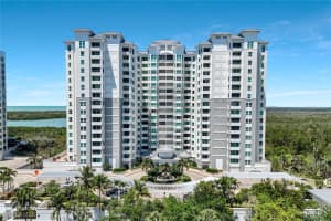 285 Grande Way, Naples, FL 34110 - MLS#225073709