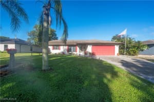 27580 Playa Del Rey Ln, Bonita Springs