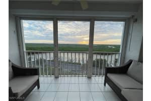 13105 Vanderbilt Drive, Naples, FL 34110 - MLS#225073771