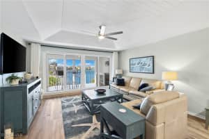 9101 Vanderbilt Drive, Naples, FL 34108 - MLS#225073772