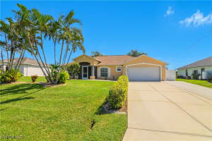 2905 1st Place, Cape Coral, FL 33909 - MLS#225073780