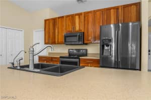 2905 1st Place, Cape Coral, FL 33909 - MLS#225073780