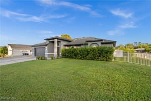 18281 Fuchsia Rd, Fort Myers
