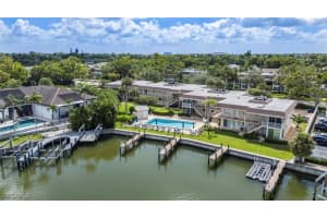 261 Banyan Boulevard, Naples, FL 34102 - MLS#225073848