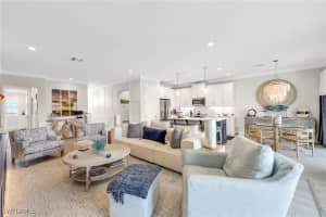 2621 Seychelles Circle, Naples, FL 34112 - MLS#225073856