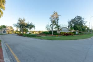 706 Grand Rapids Boulevard, Naples, FL 34120 - MLS#225073865
