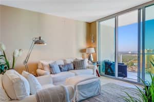 3000 Oasis Grand Boulevard, Fort Myers, FL 33916 - MLS#225073868