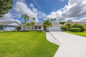 10381 Regent Circle, Naples, FL 34109 - MLS#225073911