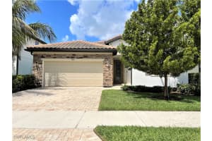 9444 Glenforest Dr, Naples