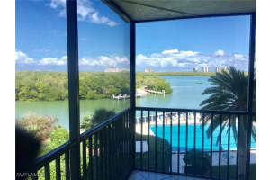 15 Bluebill Avenue, Naples, FL 34108 - MLS#225073930