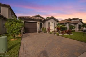 8805 Madrid Circle, Naples, FL 34104 - MLS#225073944