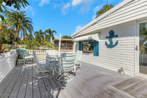 20 Derhenson Drive, Naples, FL 34114 - MLS#225073954