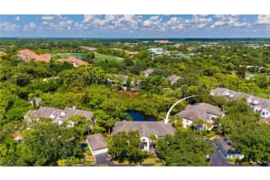 27026 Oakwood Lake Drive, Bonita Springs, FL 34134 - MLS#225073961
